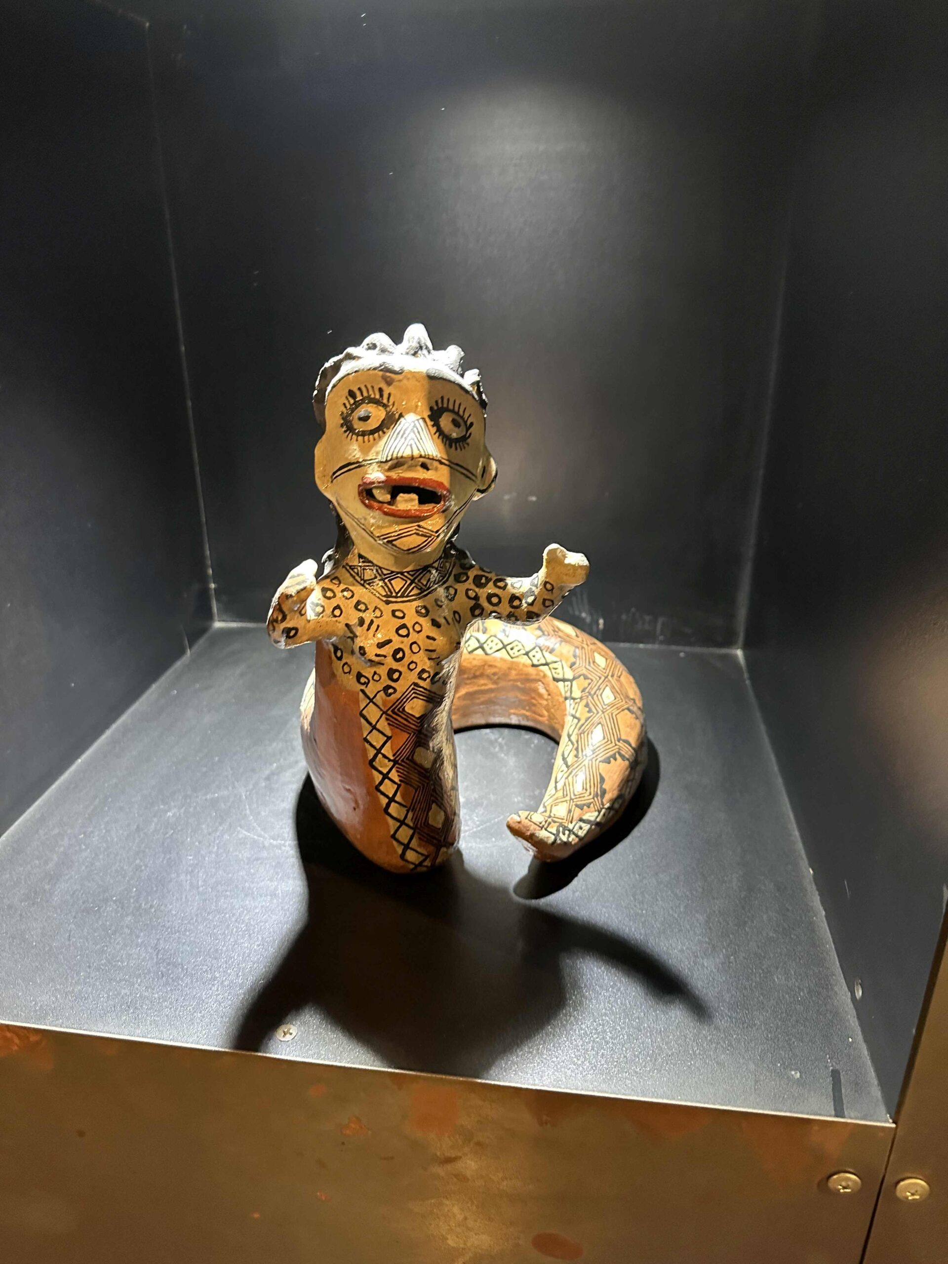 Quito Shopping & Mindalae Museum